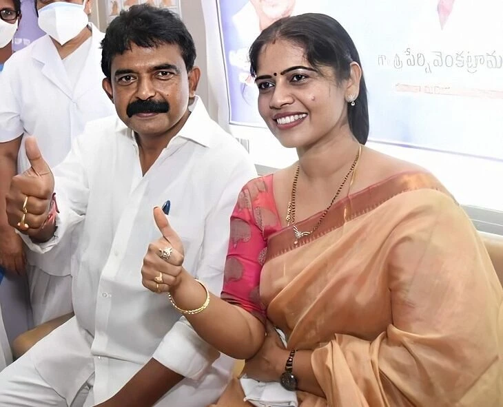 The case of perni nani wife, Jayasudha,