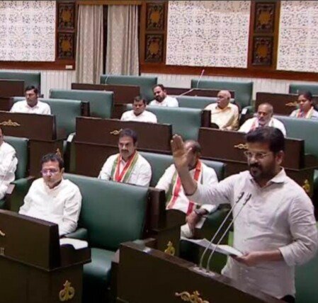 విపక్షాల ఆందోళనల మధ్య మూడు కీలక బిల్లులకు ఆమోదం