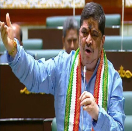 బిఆర్ఎస్ రోజుకో వేషం, డ్రామా.. అవసరమా?