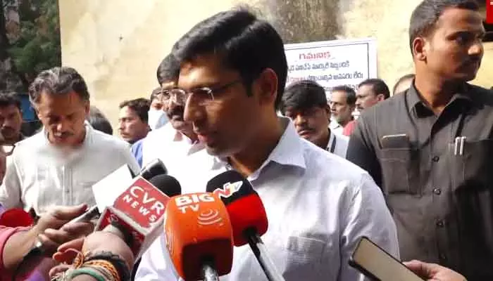 Stampede in Tirumala..Collector's response