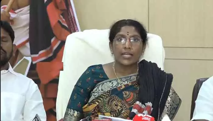 Gaddar's daughter who has condemned Bandi Sanjay's comments