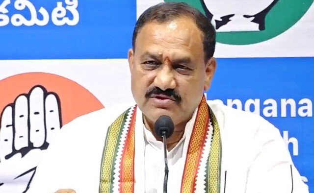 TPCC president severely criticized Kavita's dharna