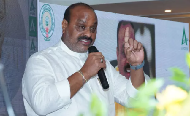 హామీలను నెరవేర్చిన తర్వాతే ఎన్నికలకు వెళ్తాం