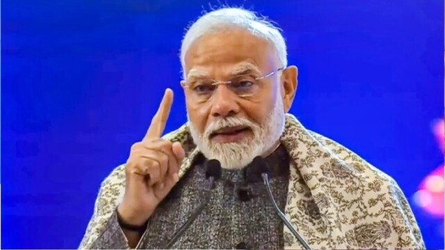 Give Delhi BJP a chance: PM Modi