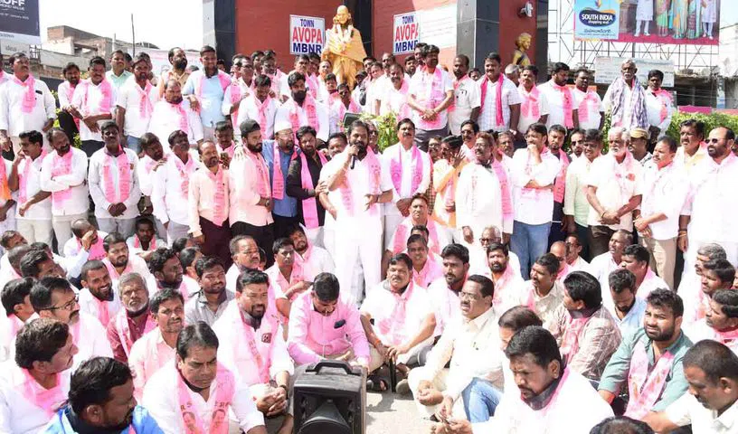 People will teach Congress a lesson - Srinivas Goud