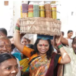Post a kavitha praising the beads and carrying a basket of glasses