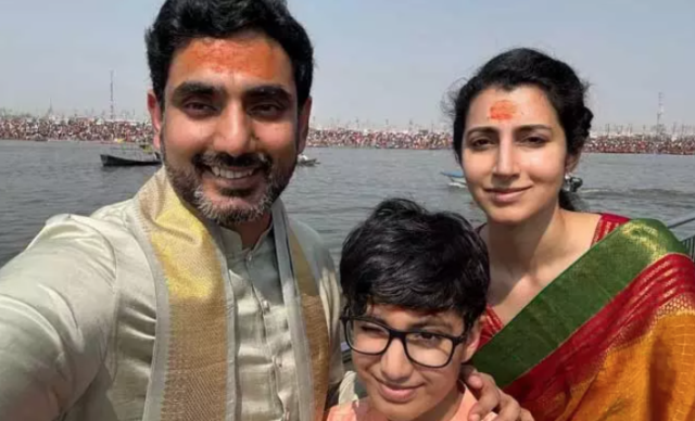 మహాకుంభమేళాలో పుణ్యస్నానం చేసిన మంత్రి నారా లోకేష్