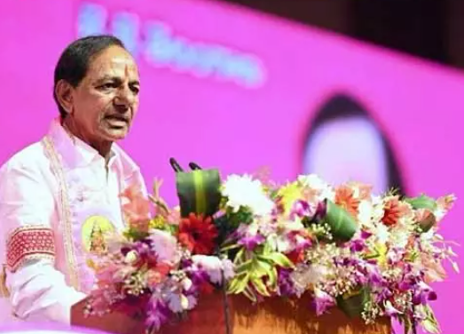 తెలంగాణలో మరో ప్రజా పోరాటానికి సిద్ధంగా ఉండాల..కేసీఆర్ పిలుపు