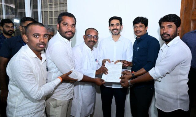 విశాఖ పార్టీ కార్యాలయంలో మంత్రి నారా లోకేష్ 82వ రోజు ప్రజాదర్బార్