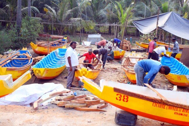 పడవల పునరాగమనం.. మత్స్యకారుల ఆశలకు కొత్త ఆరంభం.