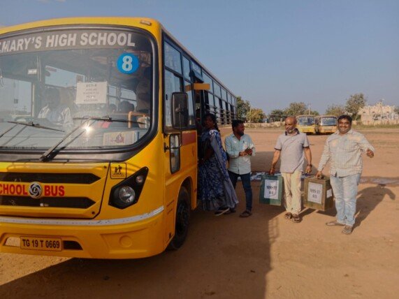 నేడే పోలింగ్..! కేంద్రాల్లో ఏర్పాట్లు పూర్తి