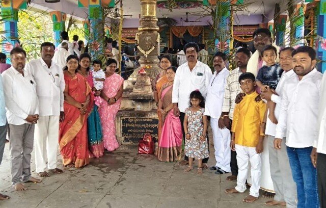 మహాశివరాత్రి సందర్భంగా ప్రత్యేక పూజలు నిర్వహించిన సర్పంచ్