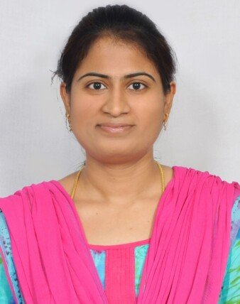 అసిస్టెంట్ ప్రొఫెసర్ కుసుమకి డాక్టరేట్