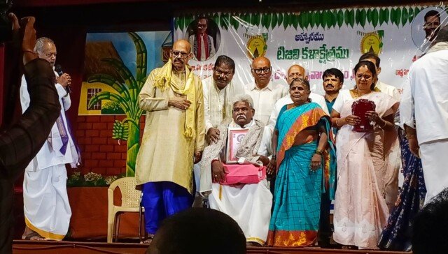 తెలంగాణ నందిని నాటకోత్సవాల్లో ‘సైరా నరసింహ రెడ్డి’కు అవార్డుల వర్షం