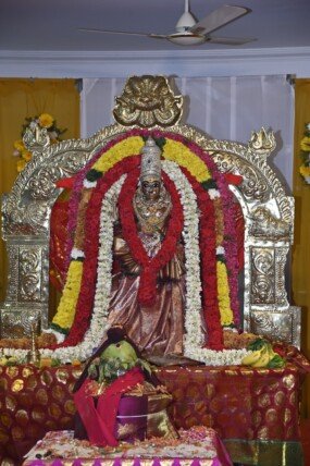 ఇంద్రకీలాద్రిపై భక్తుల రద్దీ పెరుగుదల