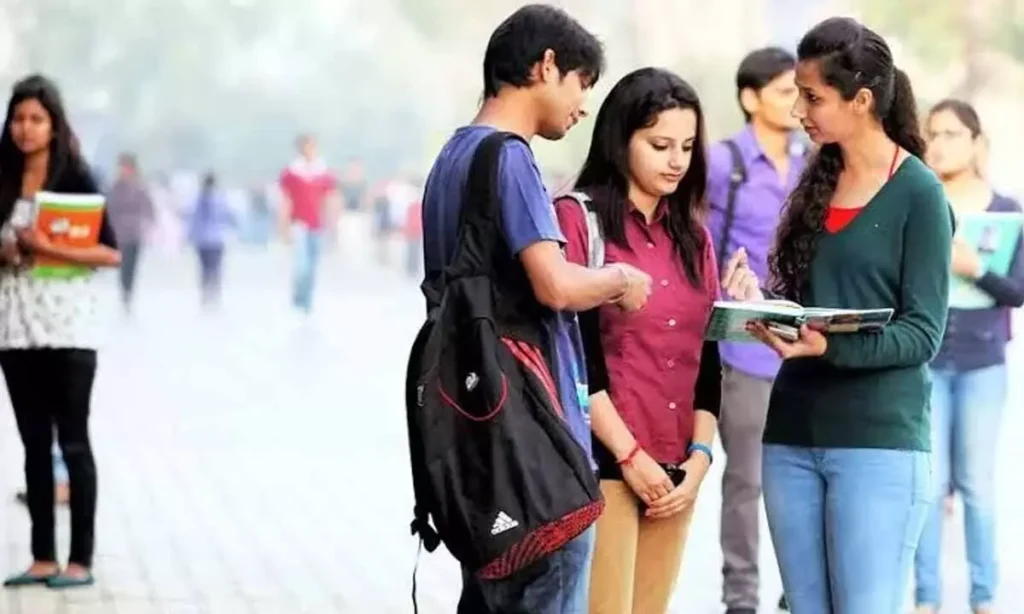 జూన్ 1 నుంచి తిరిగి కాలేజీలు ఓపెన్