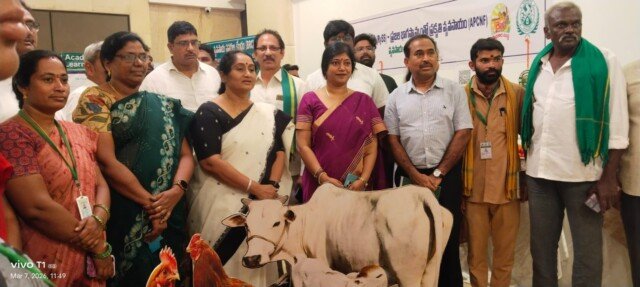 ప్రకృతి వ్యవసాయంపై అవగాహన సదస్సు.. రైతులకు మంత్రి సరిత పిలుపు