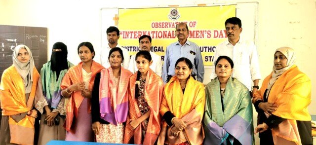 మహిళా సమరానికి చట్టమే ఆయుధం: జిల్లా న్యాయ సేవా అధికార సంస్థ ‘న్యాయ చైతన్య’ సదస్సు