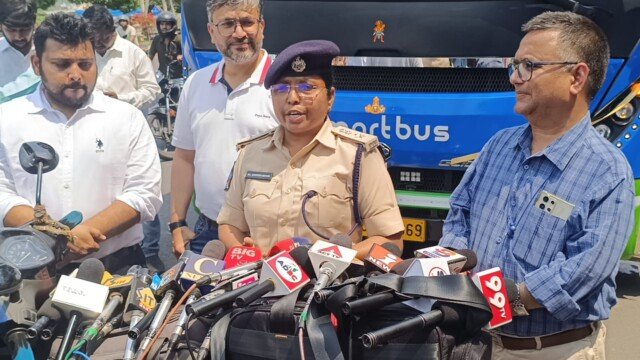 దేశంలోనే తొలిసారిగ విజయవాడ-బెంగళూరు మార్గంలో ‘స్మార్ట్ బస్ ఏక్యూఐ’ సేవలు ప్రారంభం