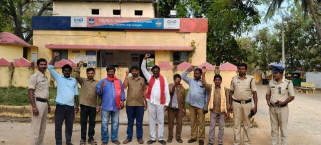 గ్రామపంచాయతీ కార్మికుల అరెస్టు అప్రజా స్వామీకం.