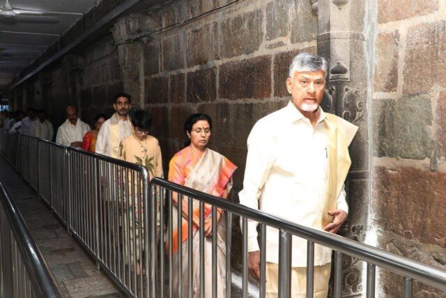 తిరుమలలో సీఎం అయినా సాధారణ దర్శనానికే ప్రాధాన్యం