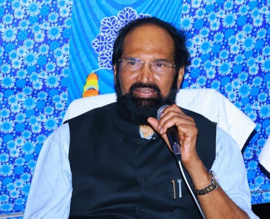 రంజాన్ పండగ శుభాకాంక్షలు తెలియజేసిన మంత్రి ఉత్తమ్ కుమార్ రెడ్డి.