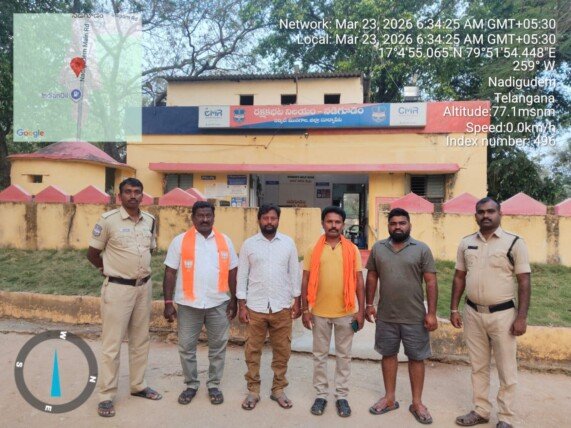 బిజెపి నాయకుల అక్రమ అరెస్ట్.