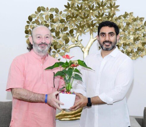 ఆర్డీటీ సేవలు కొనసాగింపు నారా లోకేష్