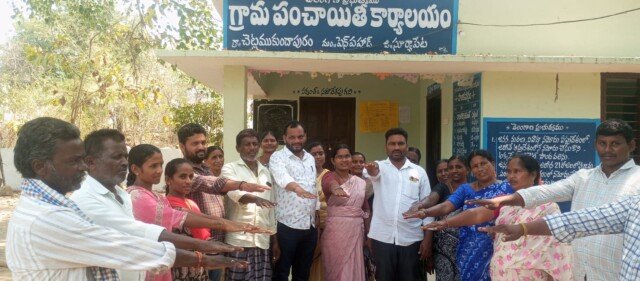 చెట్ల ముకుందాపురంలో సంపూర్ణ మద్యపాన నిషేధం!