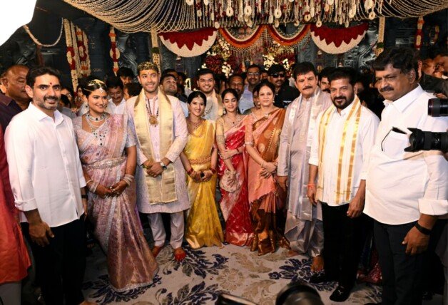 ధూళిపాళ్ల నరేంద్ర కుమార్ కుమార్తె పెళ్లిలో సీఎం రేవంత్ ఆశీర్వాదం