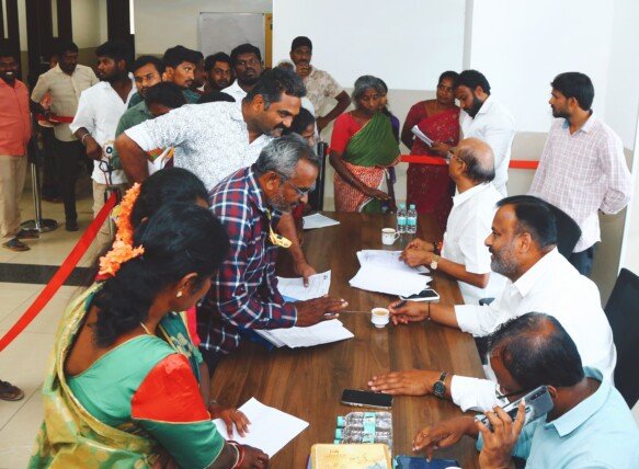 అర్జీల స్వీకరణలో పాల్గొన్న ఏపీ బ్రాహ్మణ సంక్షేమ కార్పొరేషన్ చైర్మన్ (APBWC) బుచ్చి రాంప్రసాద్