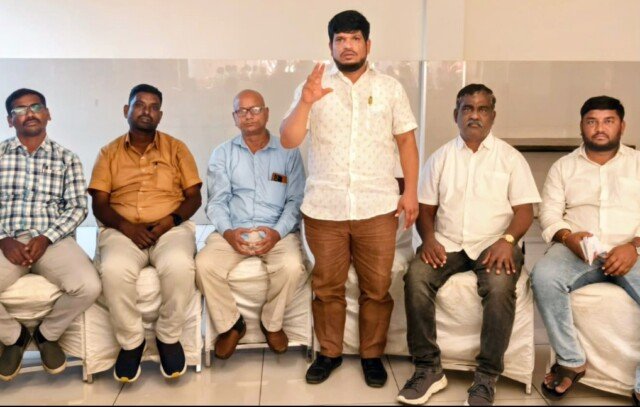 జర్నలిస్టుల సమస్యలను పరిష్కరించాలి