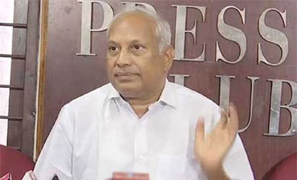 ముగ్గురు బిడ్డలను పుట్టించాలని చంద్రబాబు నాయుడు చేసిన వ్యాఖ్యలపై చింతామోహన్ కౌంటర్.