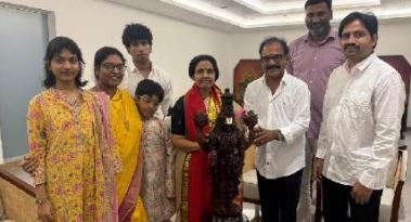 వాత్సల్యమూర్తి భువనమ్మపై నిర్మాత అట్లూరి నారాయణరావు ప్రశంసలు