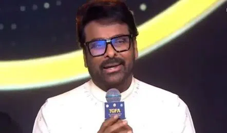 చిరంజీవి వ్యాఖ్యలు – కళాకారులను గౌరవించే దేశం అభివృద్ధి చెందుతుంది