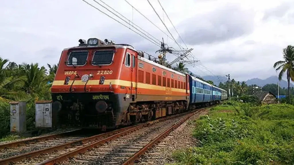 రైలు ప్రయాణికులకు అలర్ట్.. మారిన టికెట్ రద్దు నిబంధనలు!