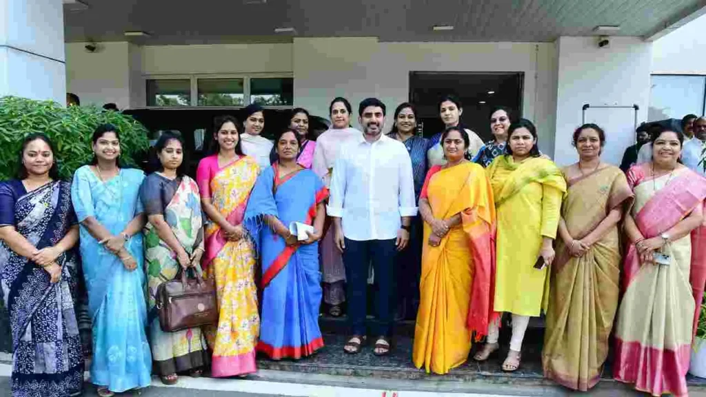 మహిళల శక్తికి వందనాలు.. అంతర్జాతీయ మహిళా దినోత్సవ శుభాకాంక్షలు: మంత్రి నారా లోకేష్