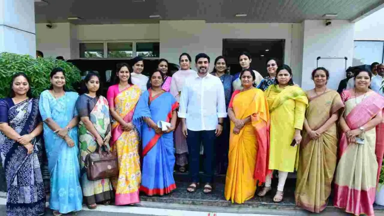 మహిళల శక్తికి వందనాలు.. అంతర్జాతీయ మహిళా దినోత్సవ శుభాకాంక్షలు: మంత్రి నారా లోకేష్