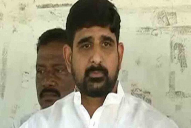 హుజురాబాద్ ఎమ్మెల్యేకు సీఐడి నోటీసులు