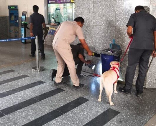 ఉప్పల్ మెట్రోలో బాంబు బెదిరింపు.. ప్రయాణికుల్లో ఆందోళన