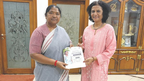 మానవ హక్కులు, బాండెడ్ కార్మిక వ్యవస్థపై వర్క్‌షాప్.. సీతక్కకు ఆహ్వానం