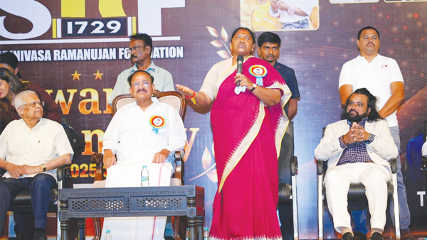 ఆఫ్టర్‌కేర్ పిల్లలకు భరోసా… స్వతంత్ర జీవితానికి అడుగులు: మంత్రి సీతక్క