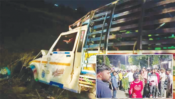 మధ్యప్రదేశ్‌లో ఘోర రోడ్డు ప్రమాదం.. 15 మంది కూలీల మృతి