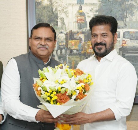 పాడి పరిశ్రమ అభివృద్ధిపై కీలక చర్చలు.. సీఎం రేవంత్‌ను కలిసిన ఎన్‌డీడీబీ ప్రతినిధులు