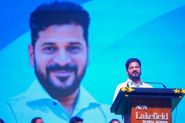 ఏఐ ముప్పుపై సీఎం రేవంత్ అలర్ట్.. విద్యా వ్యవస్థలో భారీ మార్పులు