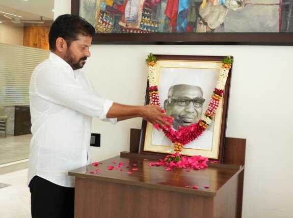 జగ్జీవన్ రామ్ జయంతి వేడుకలు.. సీఎం ఎ. రేవంత్ రెడ్డి ఘన నివాళి