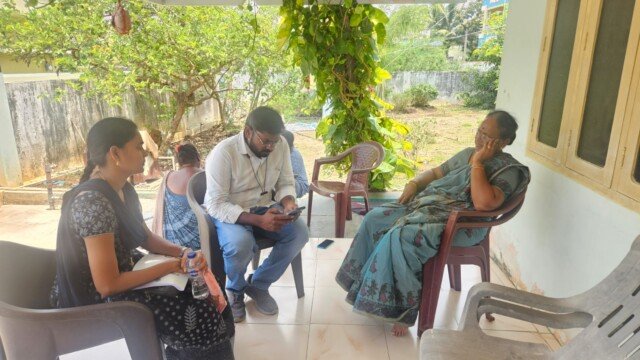 జనాభా గణన లో కి ప్రజలు సమగ్ర వివరాలు అందించి సహకరించండి : (సూపర్వైజర్)ఇరిగేషన్ శాఖ ఏఈ నిర్మల సరోజ