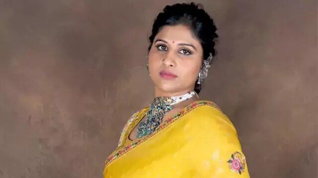 మైక్రో ఫైనాన్స్ కేసులో కొత్త కోణం.. మంగ్లీ తమ్ముడు ఖాతాపై దర్యాప్తు