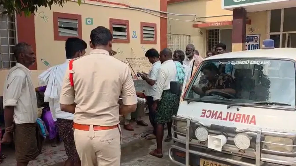 అనుమానంతో భార్యపై కత్తితో దాడి చేసిన భర్త