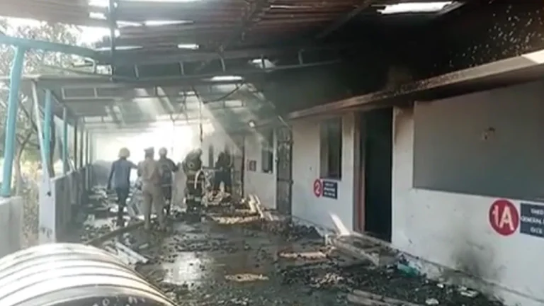 తమిళనాడులో విషాదం.. బాణసంచా కర్మాగారంలో పేలుడు, 18 మంది మృతి